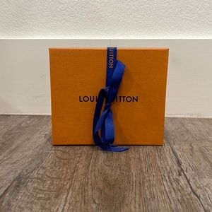 Authentic Louis Vuitton Wallet Keychain Box